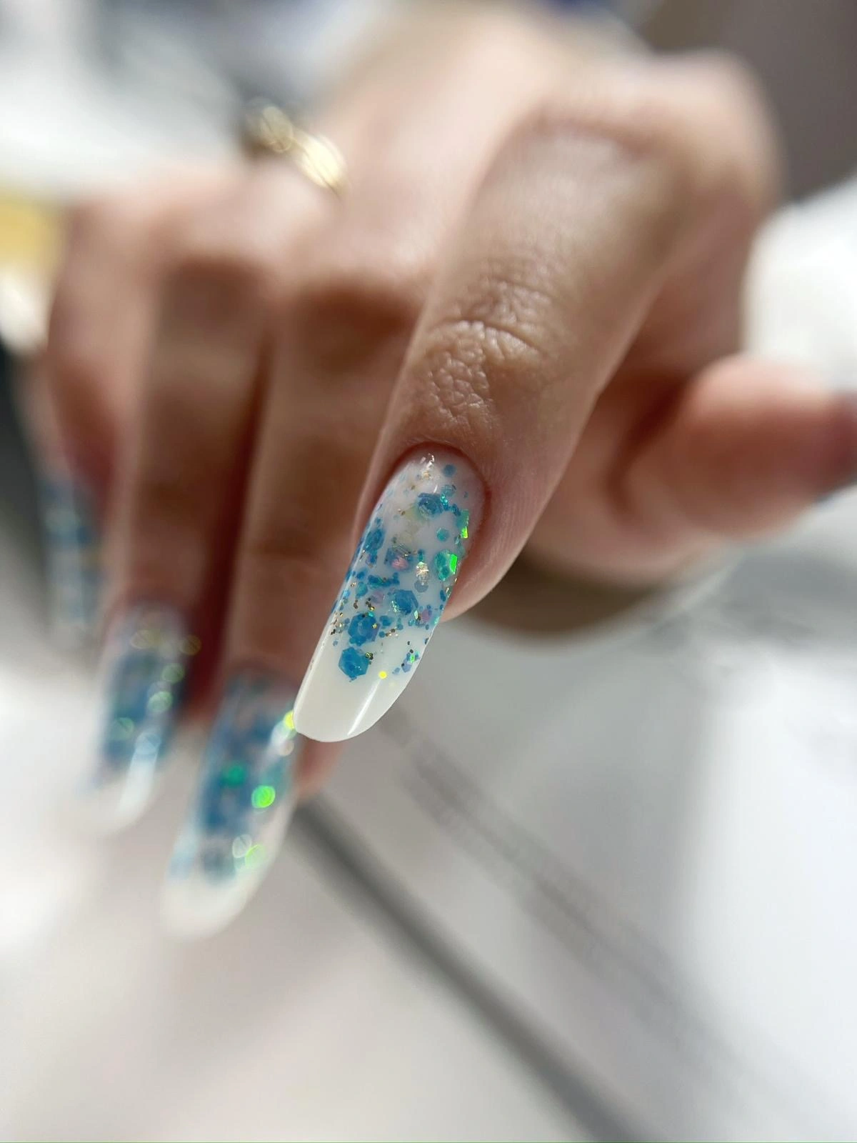 f85d5e2d-f324-43c0-8f33-d76d7934d4a0